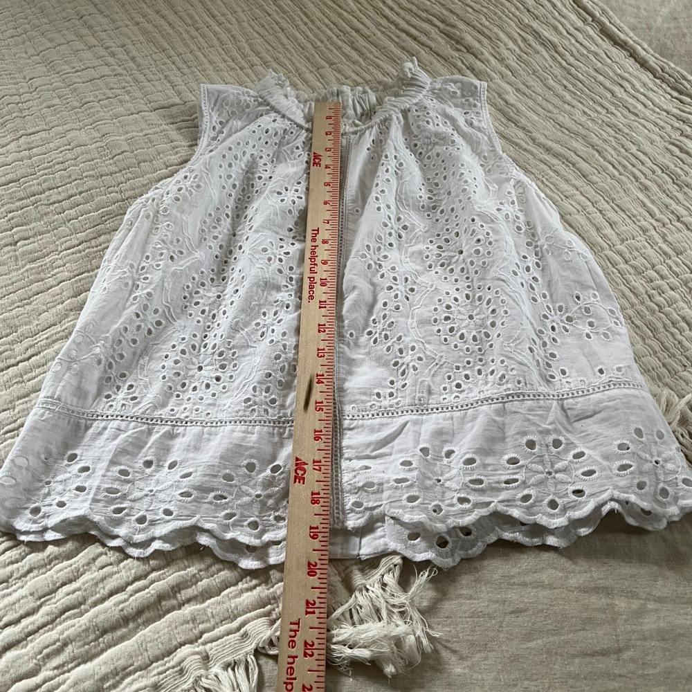 Jennifer & Grace White Cotton Eyelet Top - Picture 6 of 6